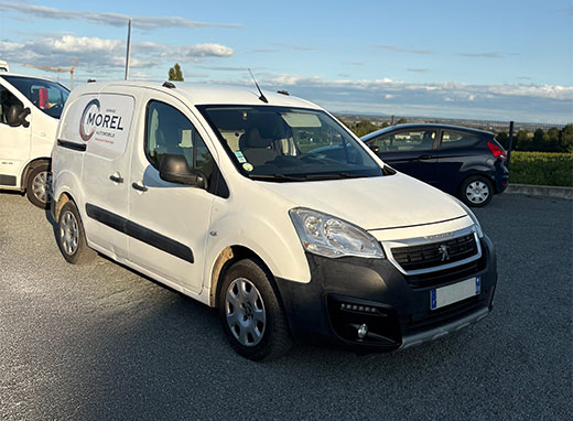 PEUGEOT PARTNER À LOUER