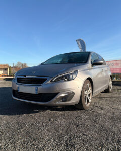 Peugeot 308 1.6 BLUEHDI 115 Féline