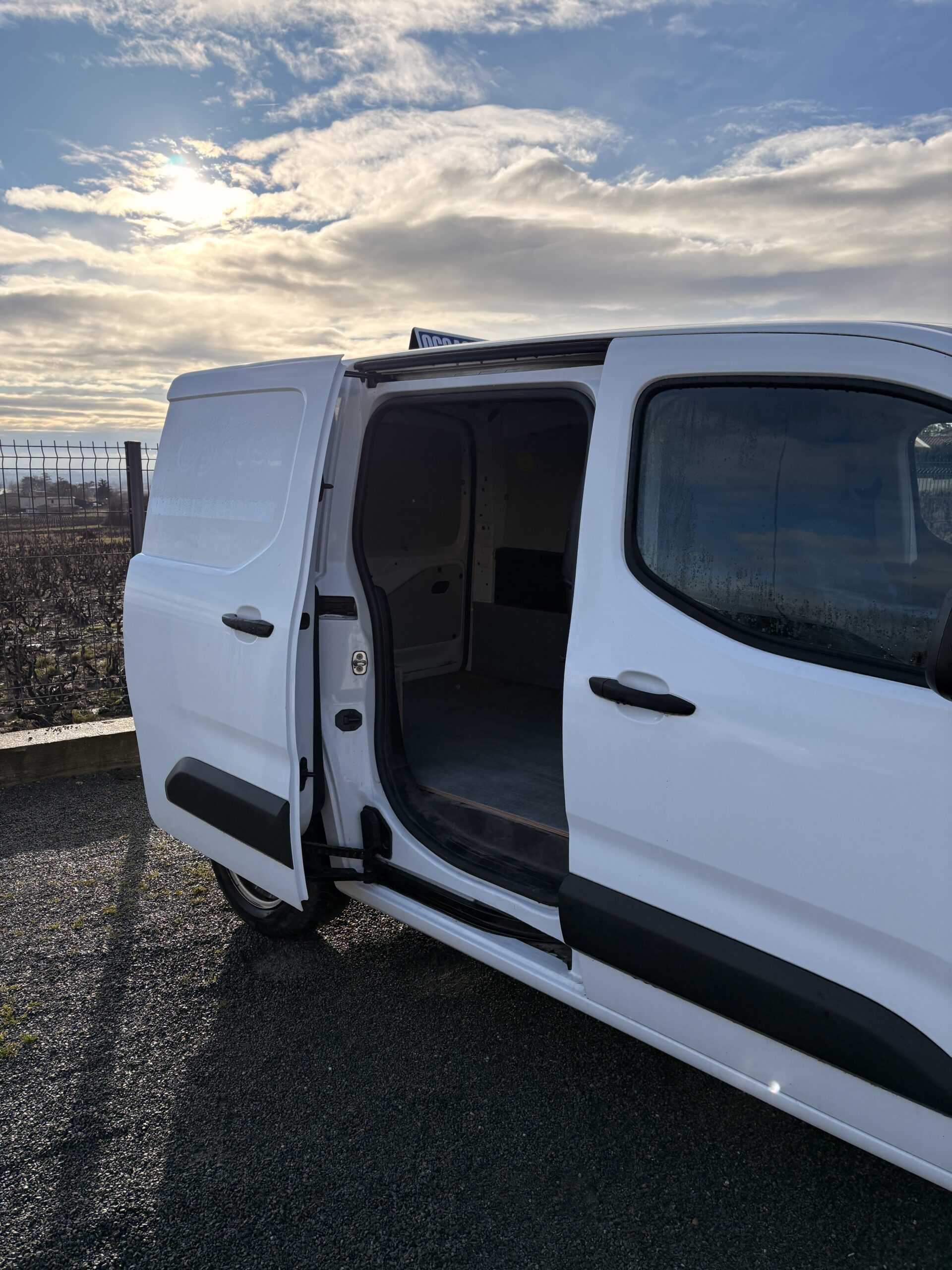 
Citroën Berlingo III 1.5 BlueHDi 75 full									