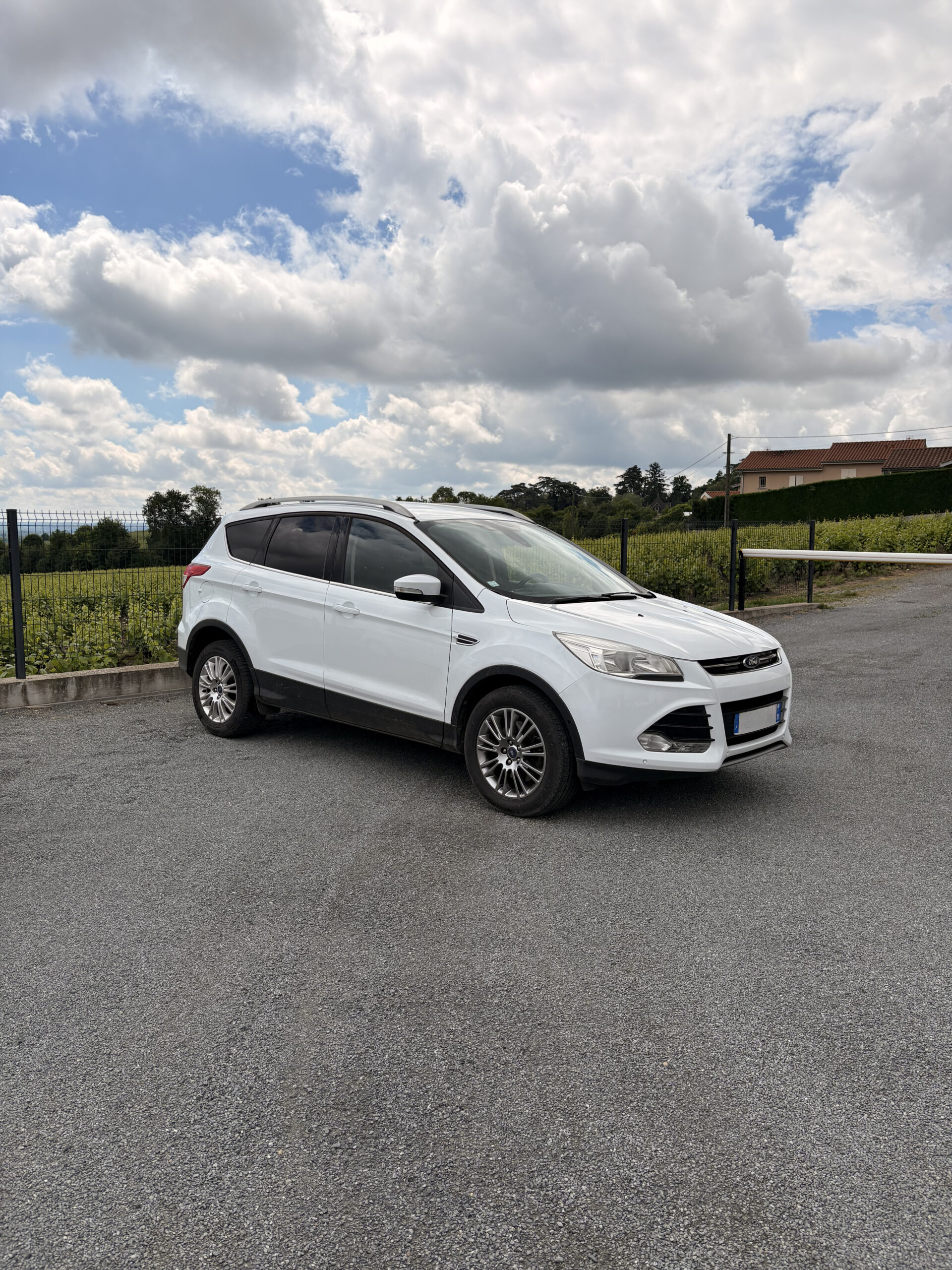 
FORD KUGA II 2.0 TDCi 115ch Titanium full									