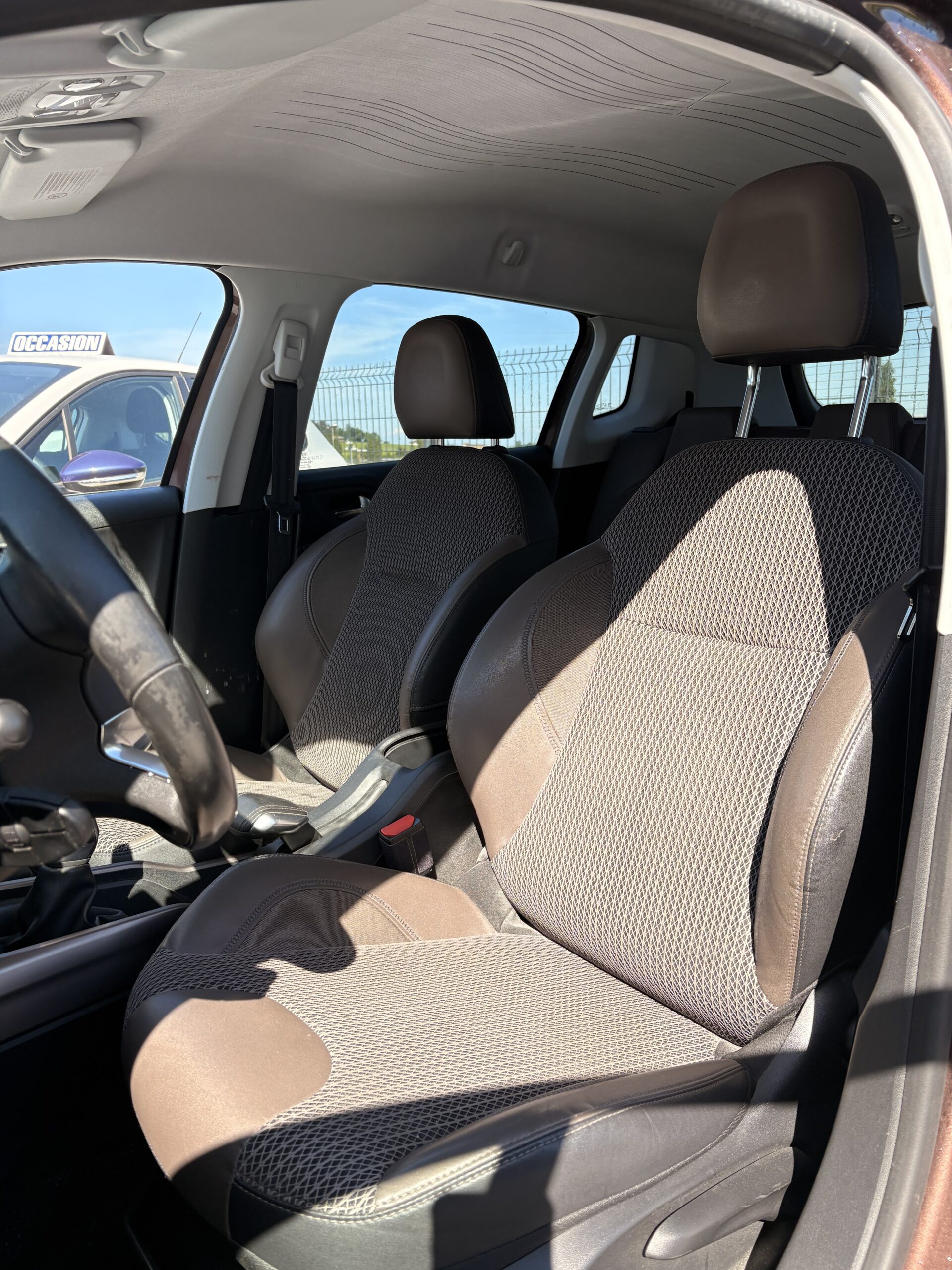 
Peugeot 2008 1.6i VTi 120 édition Allure full									